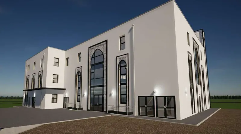 La future mosquée au crépuscule